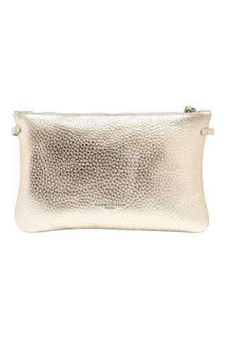 Pochette in pelle laminata colore platino. GIANNI CHIARINI | 3975-LIGHT GOLD